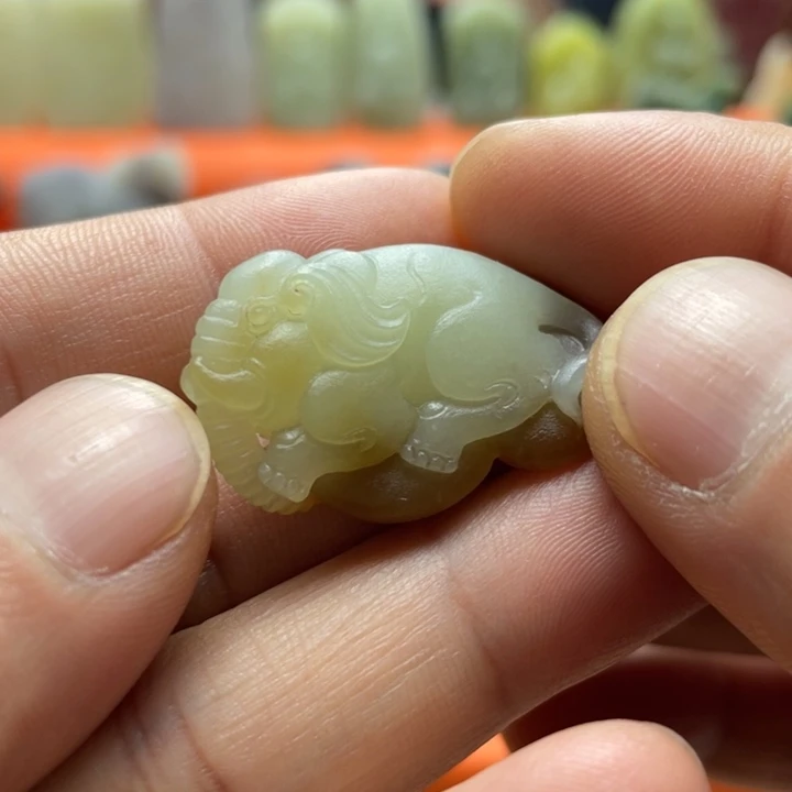 和田玉（糖玉）未镶嵌挂件