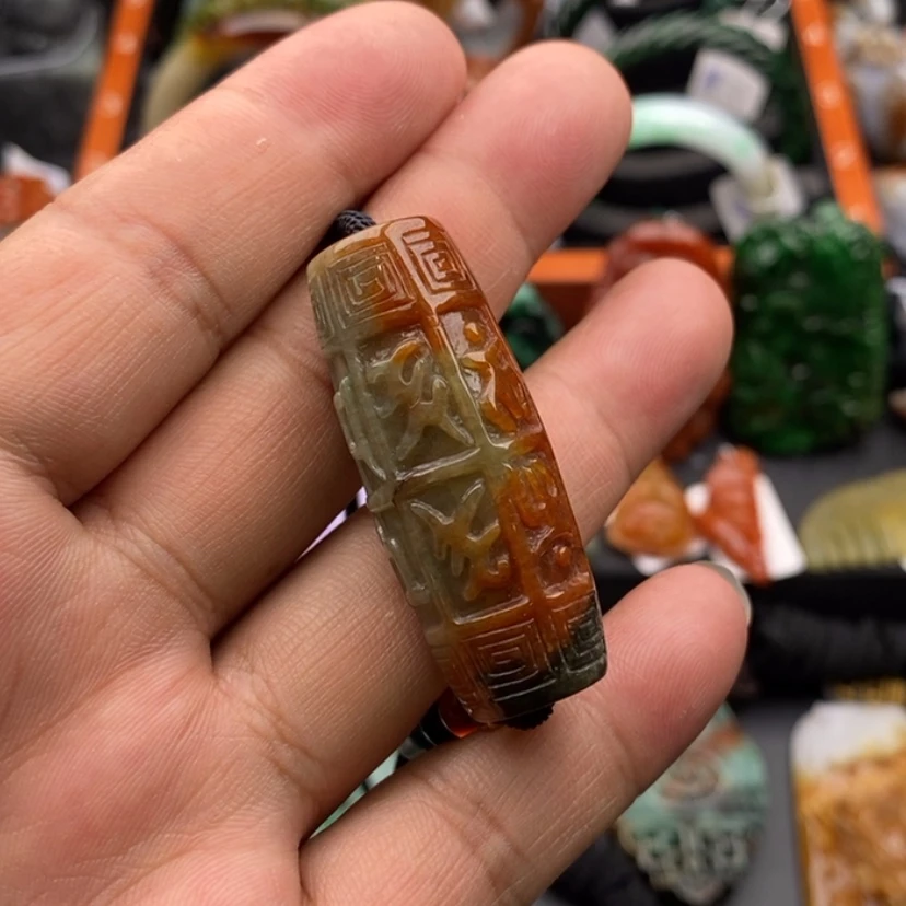 【闪购商品】翡翠未镶嵌颈饰