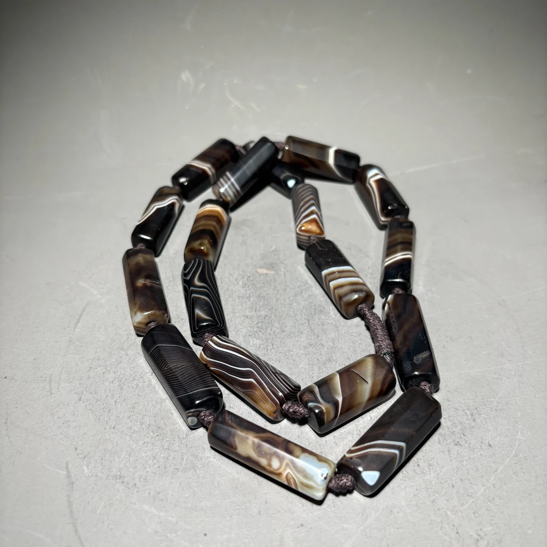 HZ91157缠丝玛瑙管珠项链-朵云轩