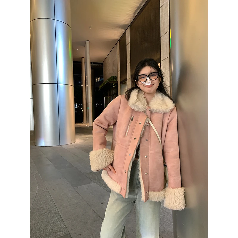 王少女【清清】藕粉色皮毛一体冬翻领外套百搭上衣 W11449S34