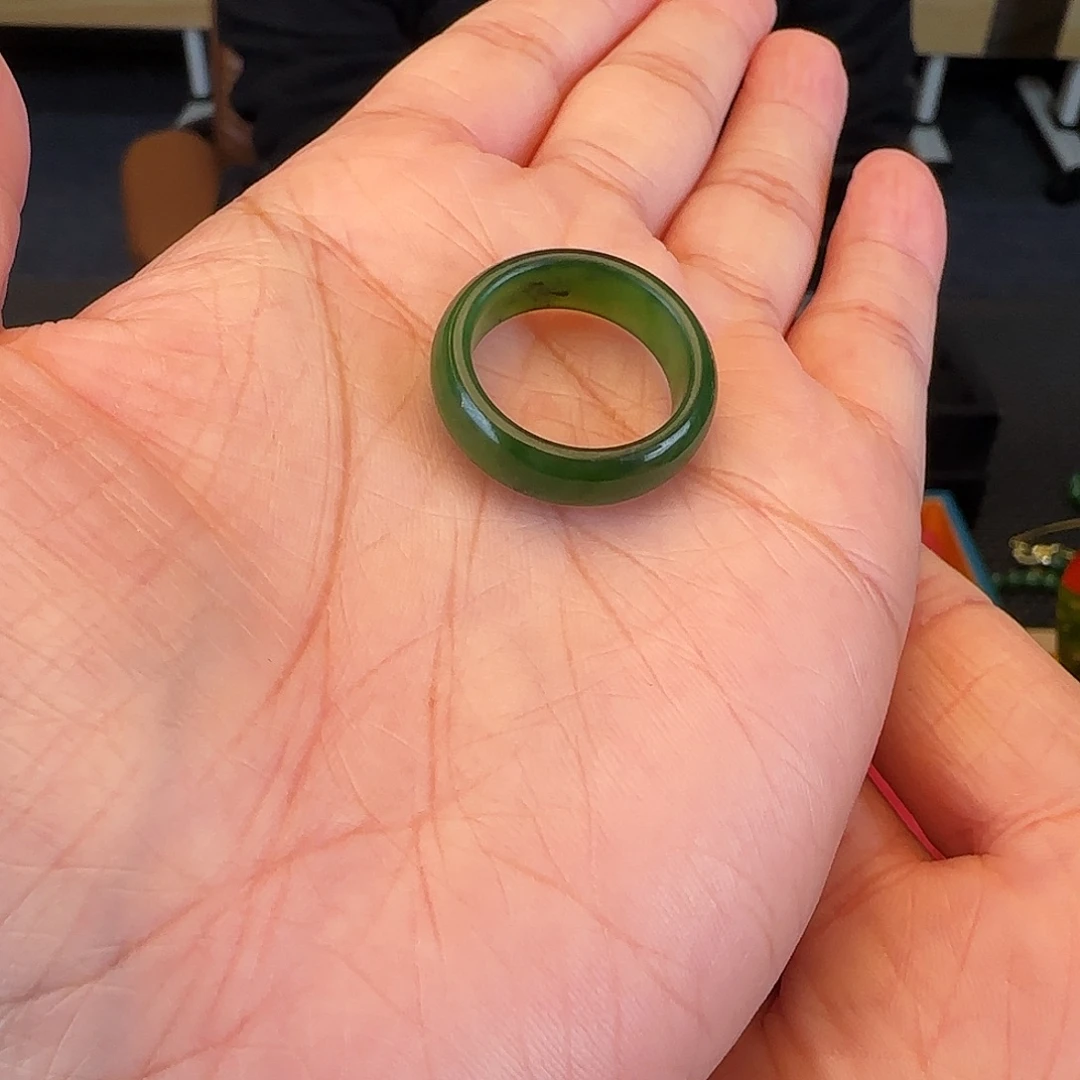 和田玉未镶嵌戒指