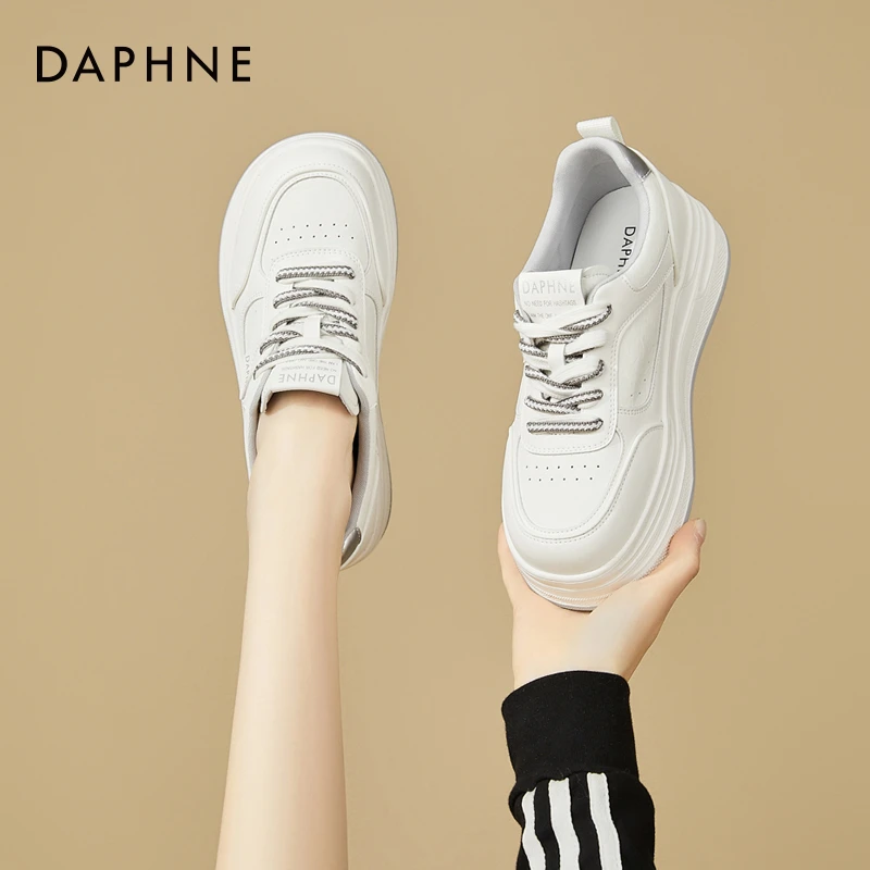 达芙妮厚底小白鞋女2025春季新款百搭休闲学生运动增高休闲鞋