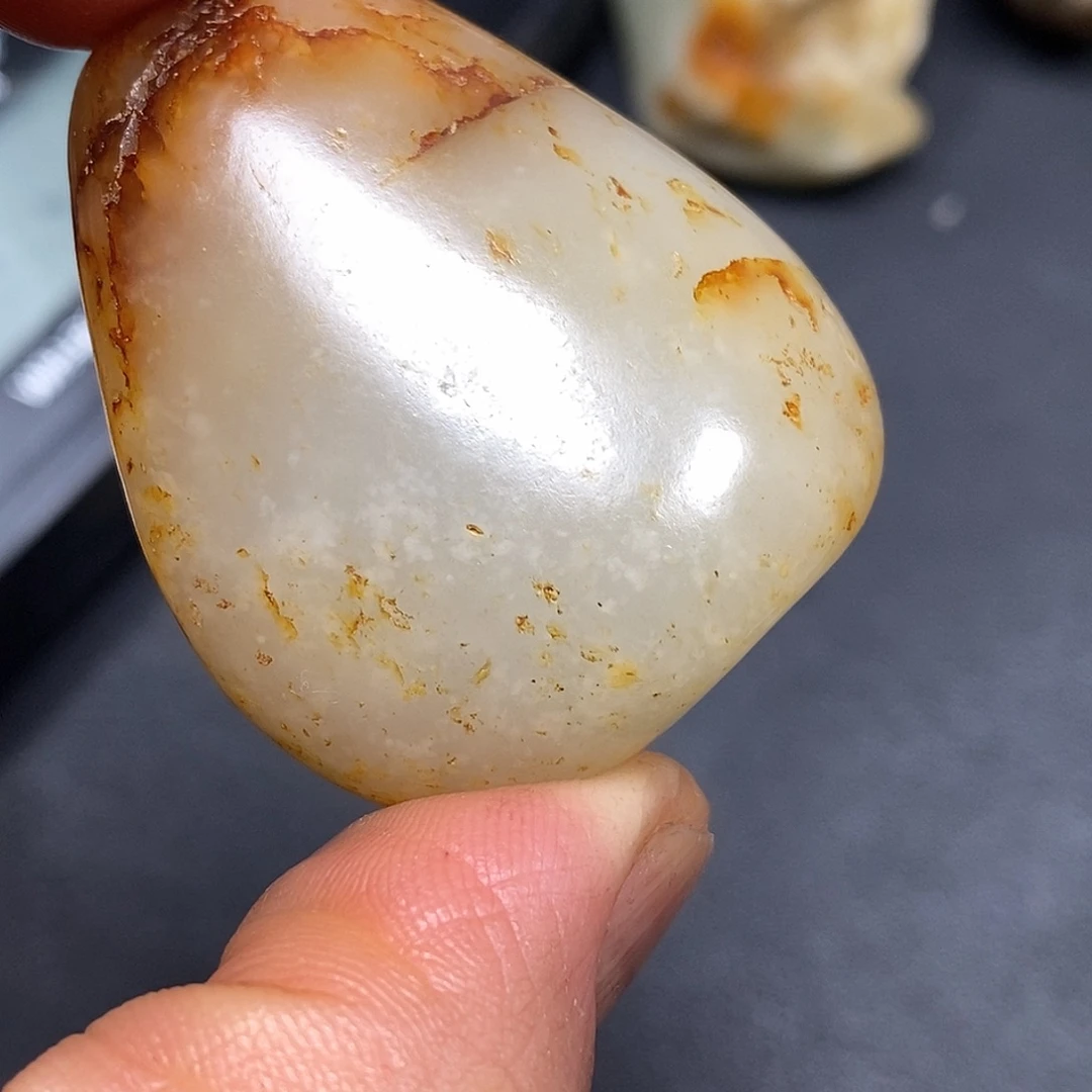 和田玉未镶嵌珠宝奇石