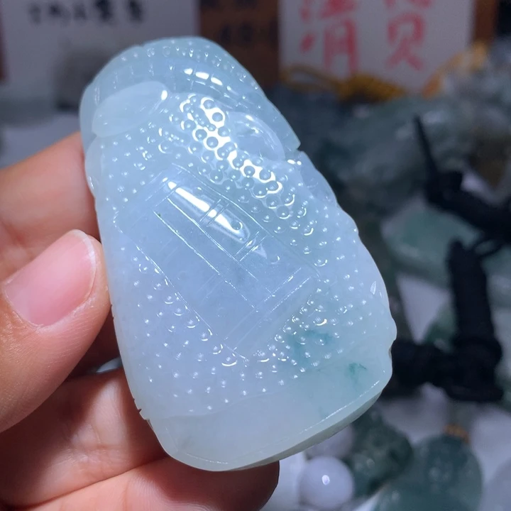 翡翠未镶嵌颈饰保真天然A货翡翠