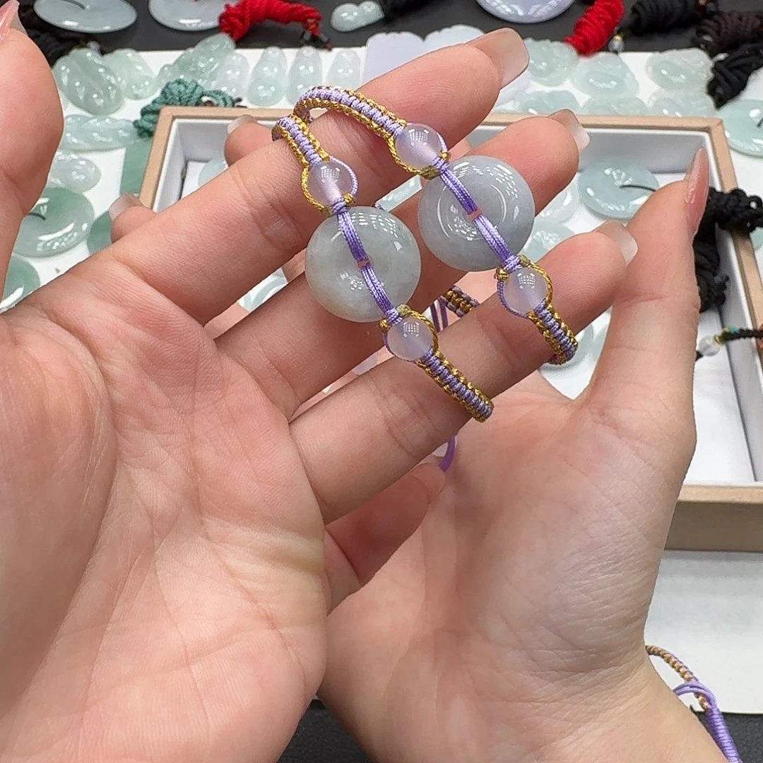 翡翠未镶嵌手绳多样性发其一