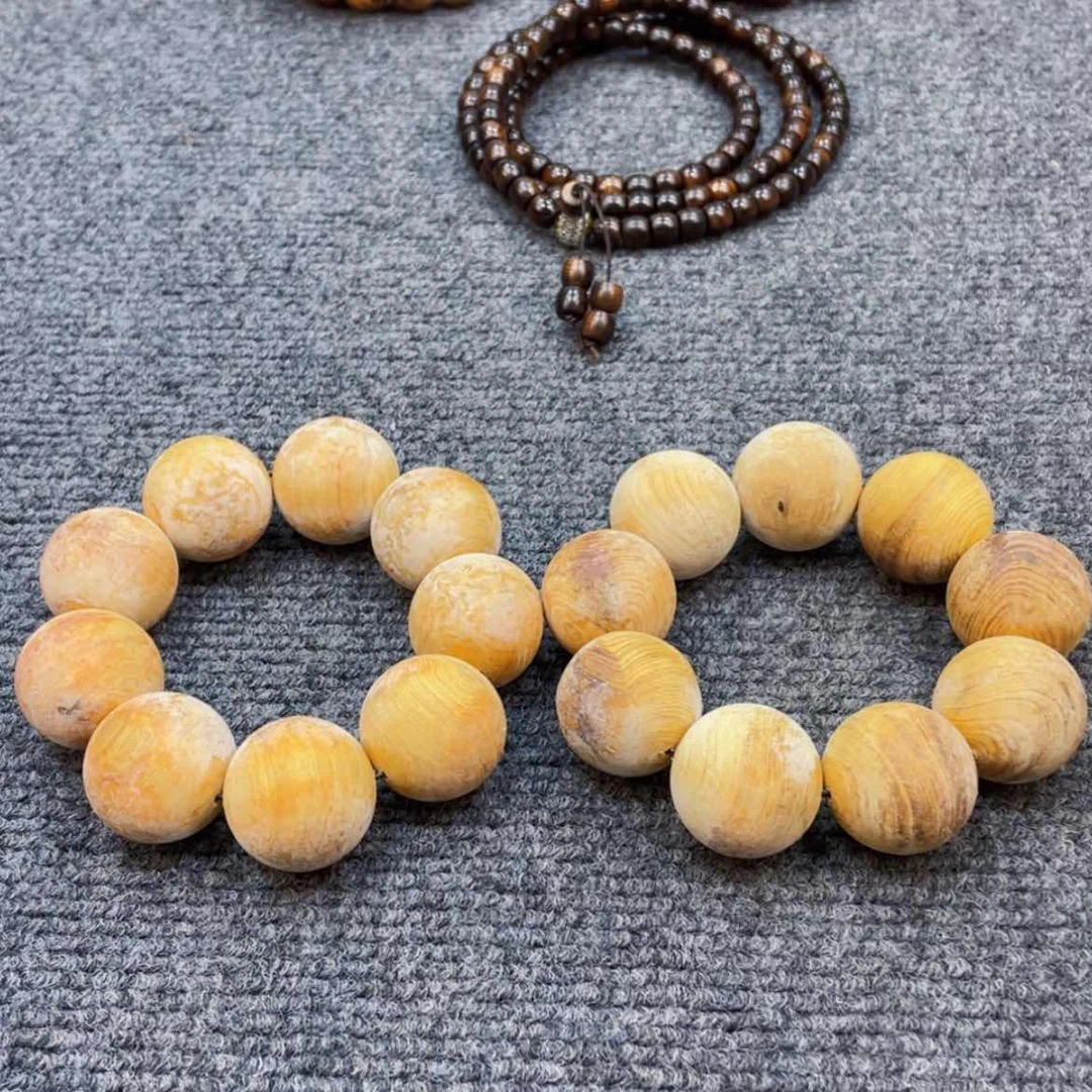 【闪购商品】柏木（崖柏）3.000000，毛珠子，结霜