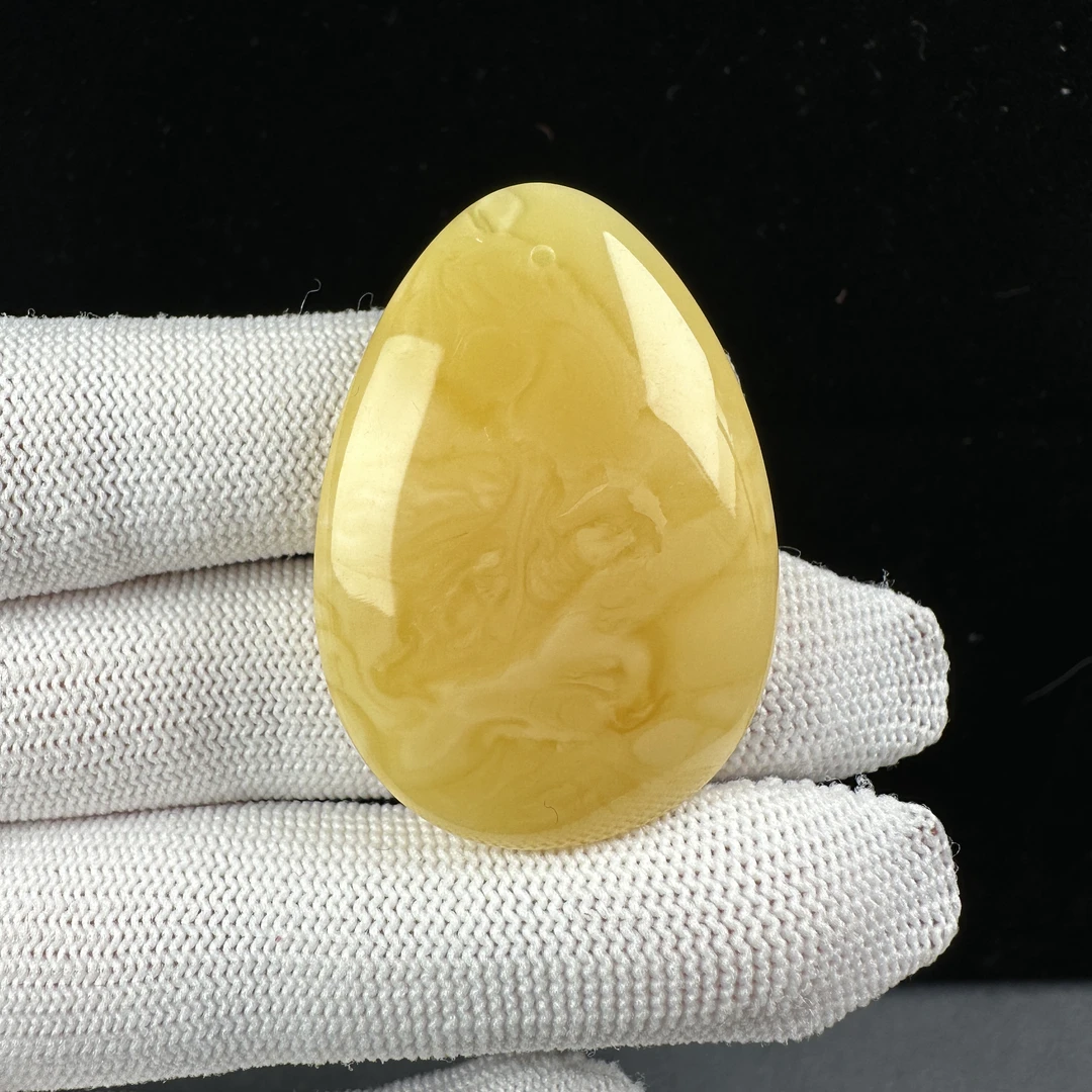 M4263天然原矿蜜蜡 鸡油黄妖花水滴牌 31*44mm抖音基地质检发货