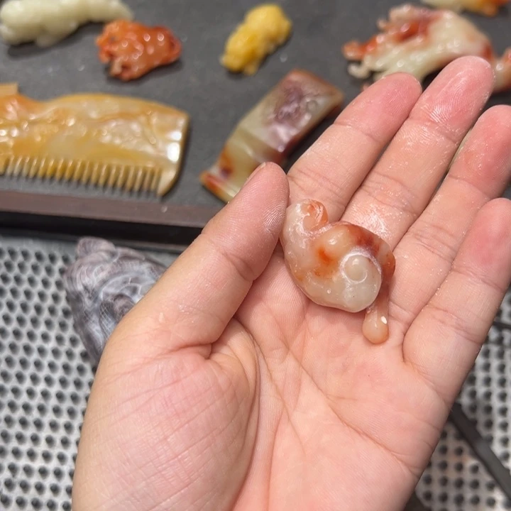 用***3昌化石印石寿山石雕刻工艺精湛