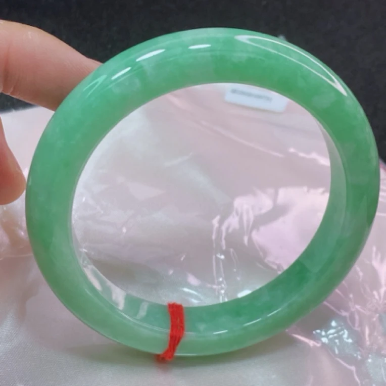 缅甸天天然A货翡翠手镯满阳绿5960圈口女款时尚绿色满绿翡翠色