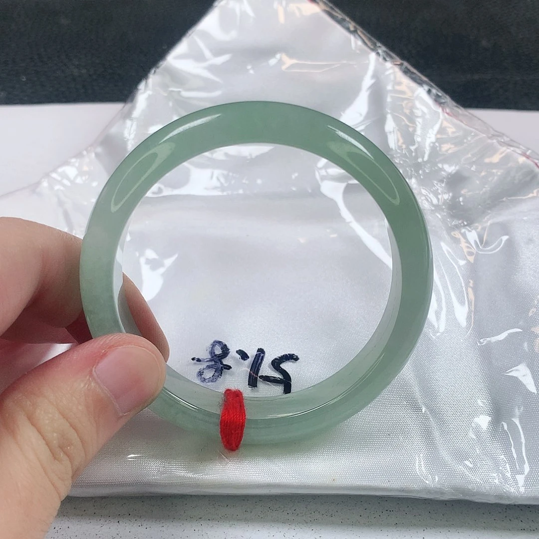 未镶嵌手镯翡翠450