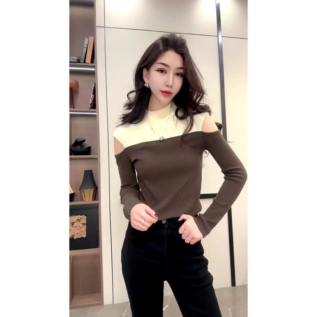 女士气质款拼色设计感露肩针织衫法式随性拼接撞色针织套头衫