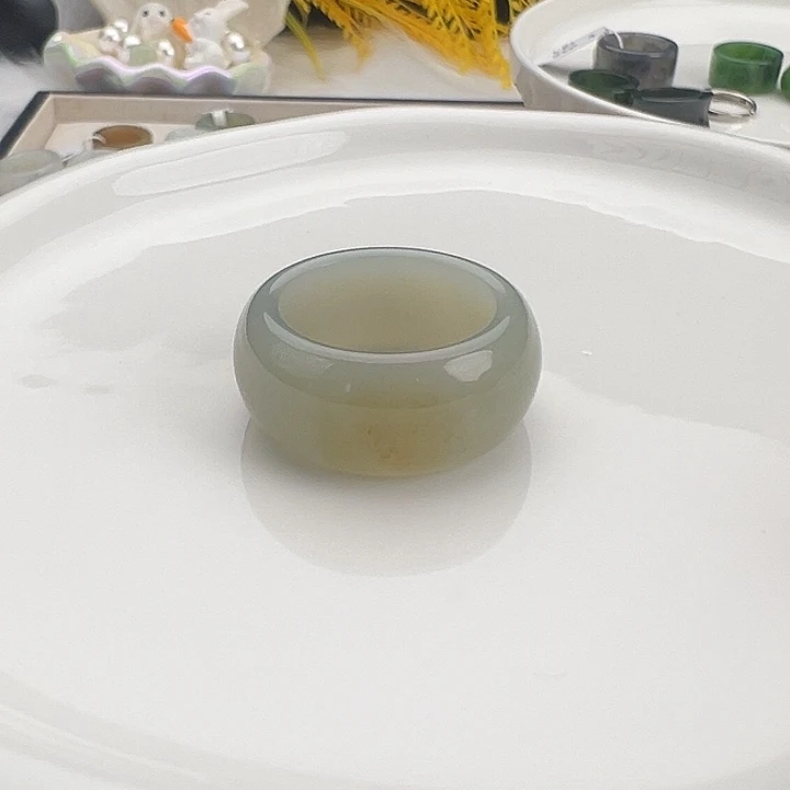 和田玉（糖玉）戒指未镶嵌20.4