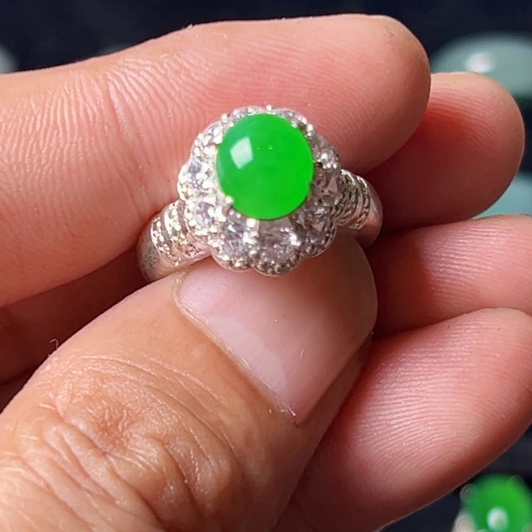 定制翡翠未镶嵌蛋面