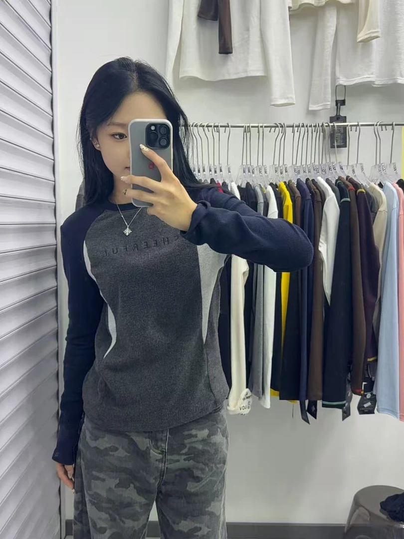 极简风女字母长袖街头风吸汗T恤保暖拼色拼接背心