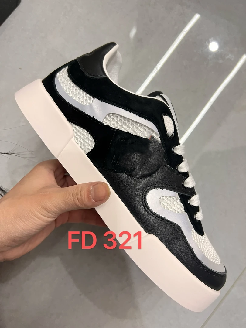 FD321 网眼透气板鞋舒适情侣款夏季休闲板鞋