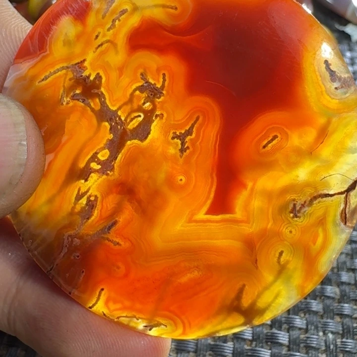 张***师玛瑙/玉髓未镶嵌颈饰