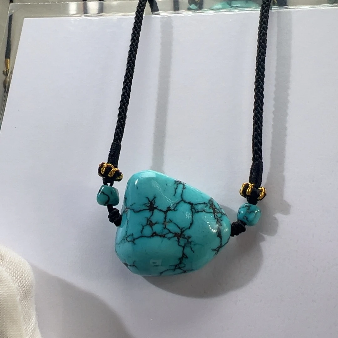 绿松石未镶嵌挂件