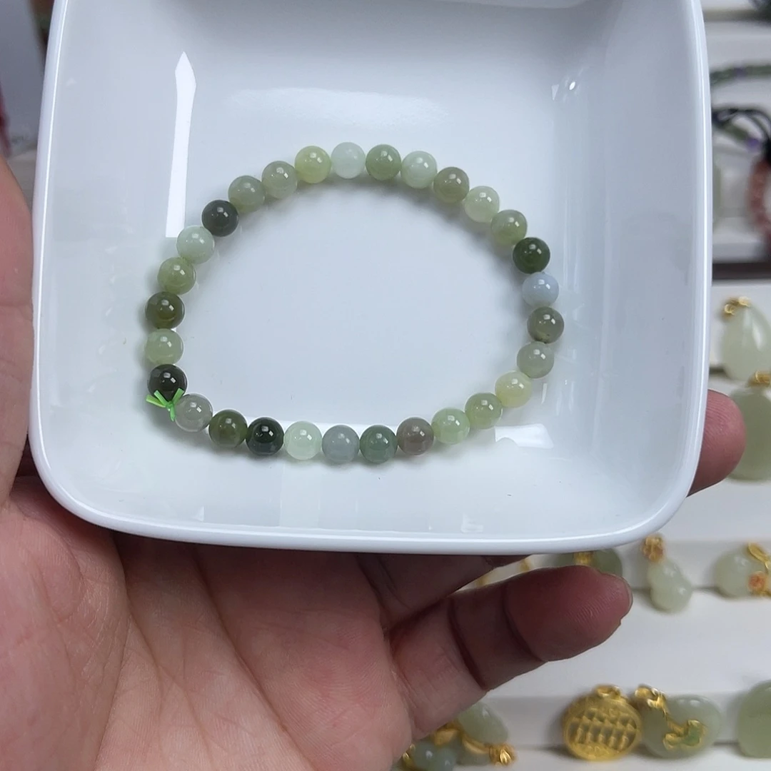 和田玉未镶嵌手链卡6毫米的珠径