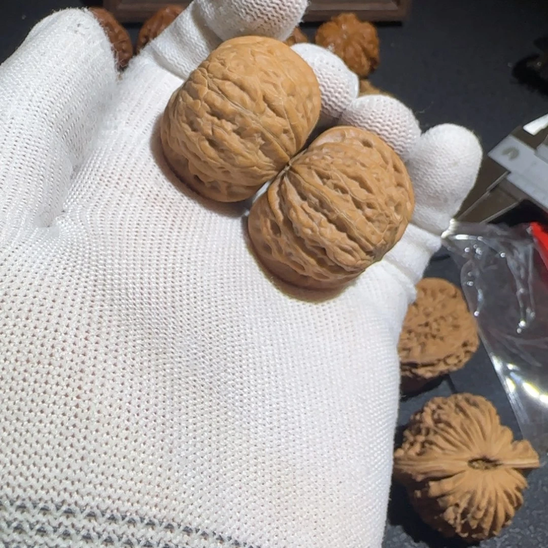 文玩核桃把件36铁锤