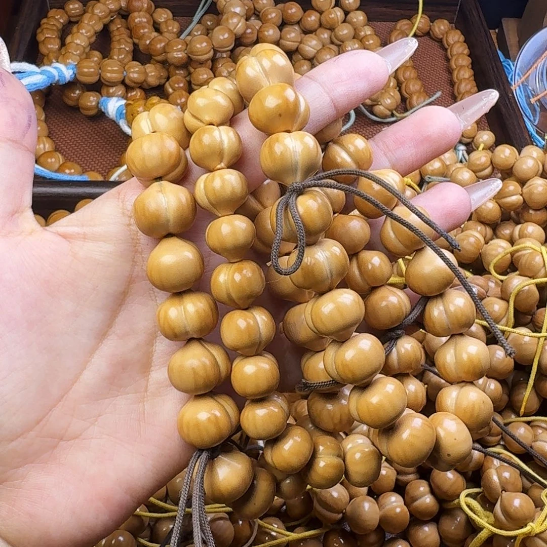 猴头核桃吊坠屁桃黑点