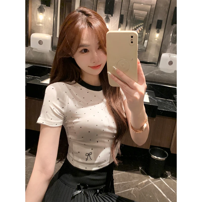 戈缕波点刺绣蝴蝶结正肩圆领短袖t恤女2025春夏修身显瘦短款上衣