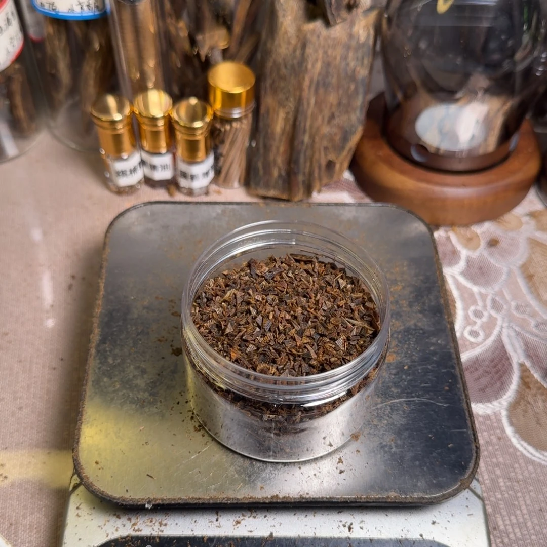 维***命楠木绿香乌身精华颗粒原材料 51
