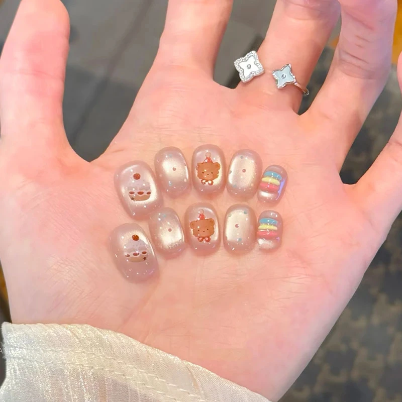 【爱甜食小熊】萌趣波点猫眼穿戴短款美甲俏皮温柔日常提亮肤色