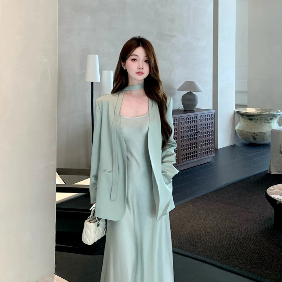 佐佐家小个子韩系温柔缎面飘带西装外套女春秋季薄款宽松西服上衣