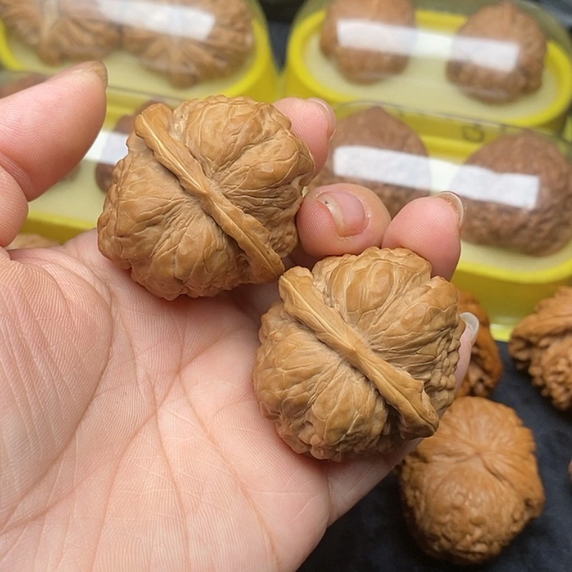 【闪购商品】桃核把件蛤蟆头41.5