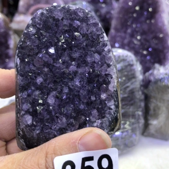 紫晶天然水晶摆件未镶嵌
