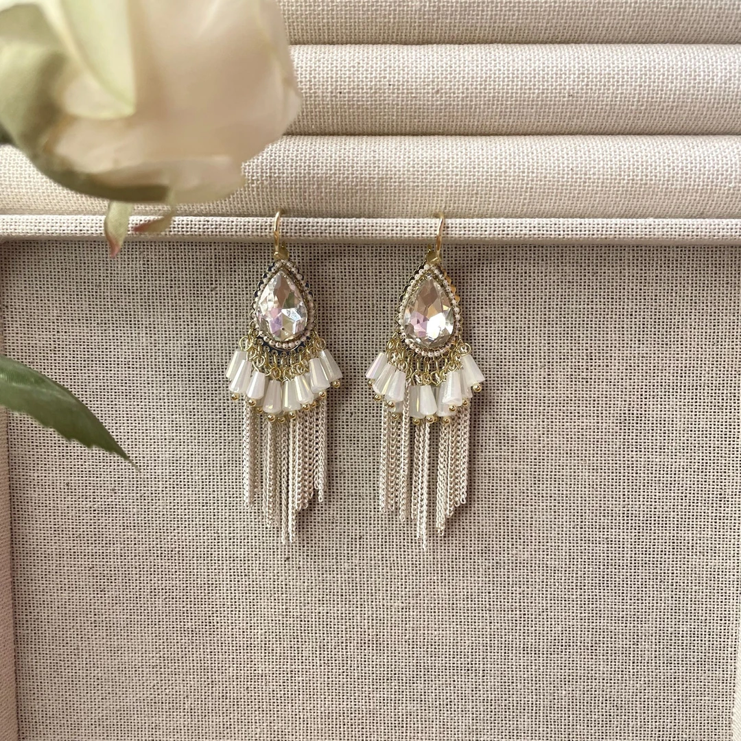 铜合金耳饰 买三送一  手工气质轻奢时尚百搭国风耳勾流苏