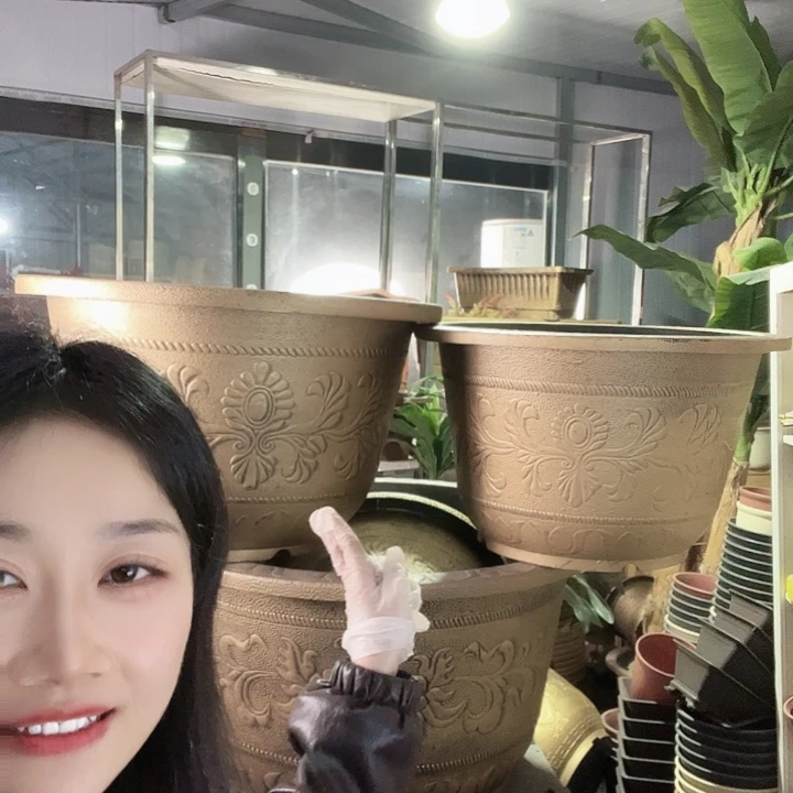 圆形60和圆70各一个有孔