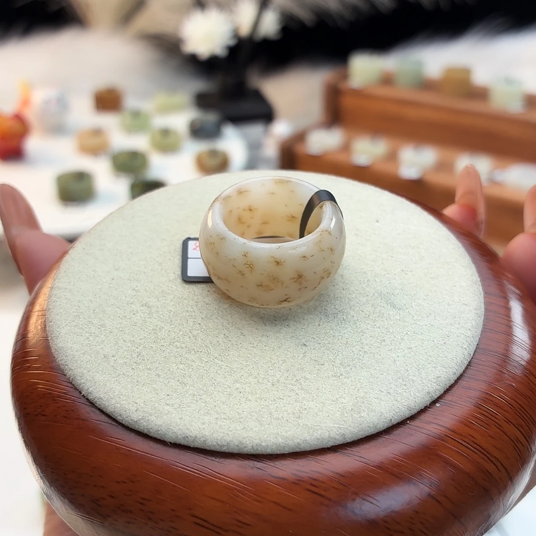 和田玉未镶嵌戒指桂花墩墩17.1j23