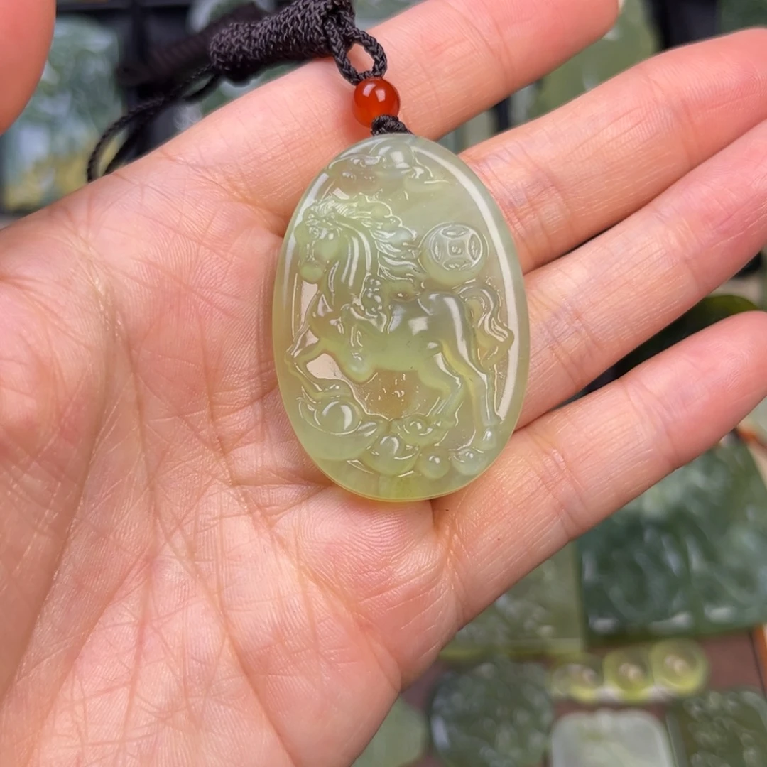 蛇纹石玉未镶嵌吊坠(赠链)