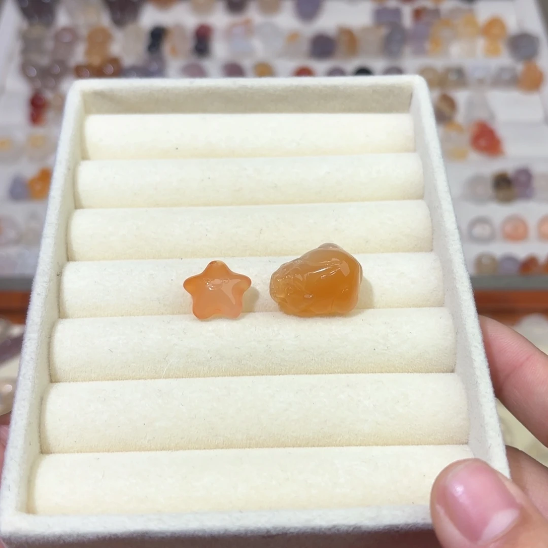 玛瑙/玉髓颈饰未镶嵌D****t