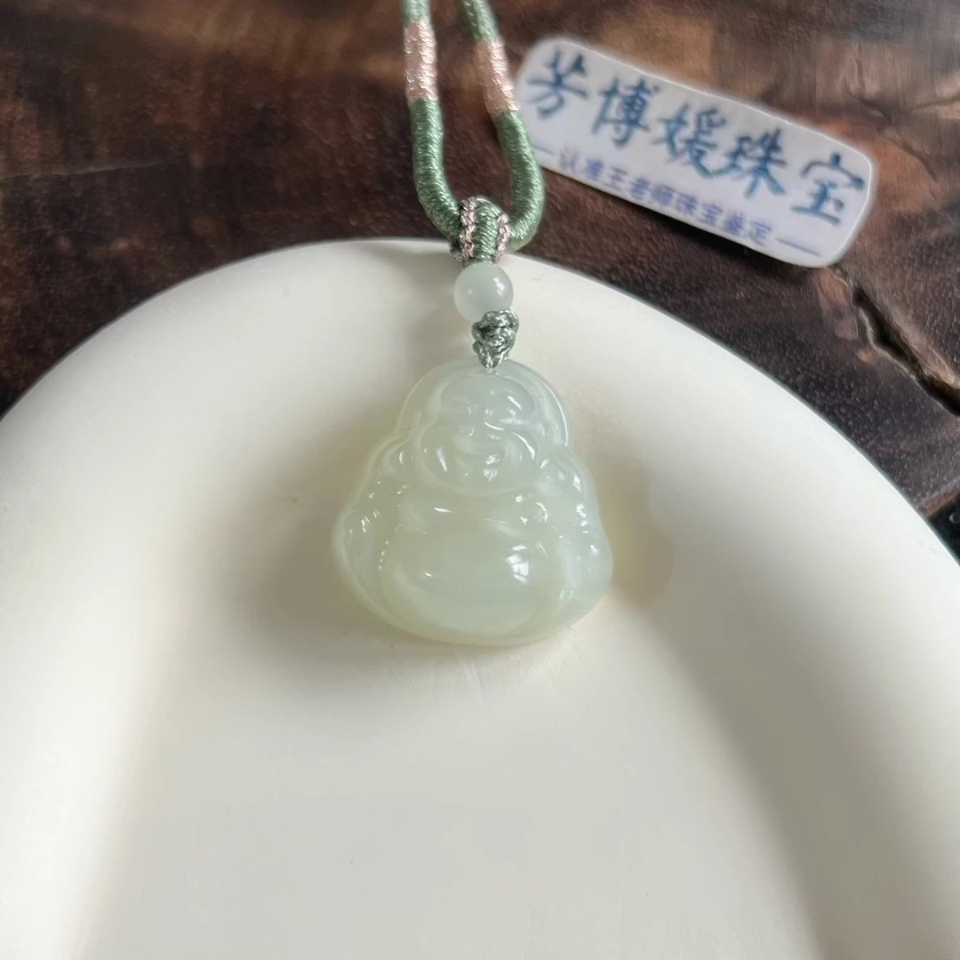 F112天然正宗和田玉精工雕刻20mm佛公玉吊坠 多样性发其一 百搭