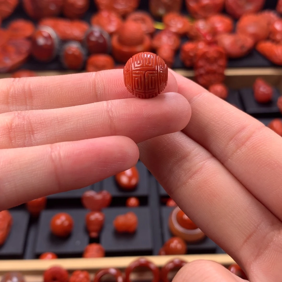 未镶嵌回纹圆珠12mm南红玛瑙