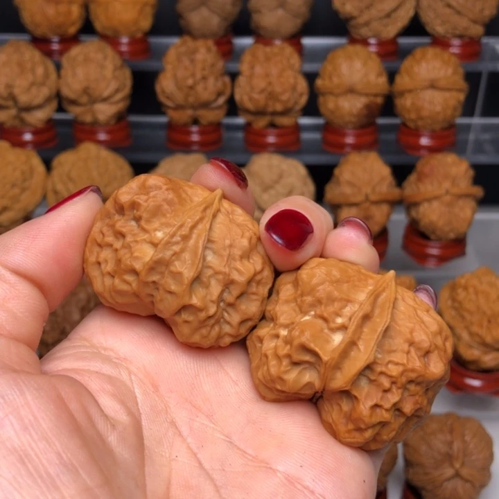 我***手文玩核桃吊坠68生命之源