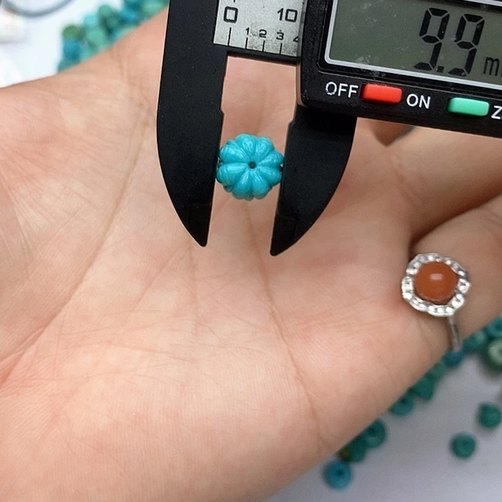 未镶嵌南红玛瑙珠宝奇石