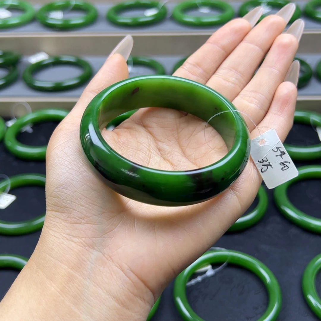 和田玉（碧玉）未镶嵌手镯红皮碧玉