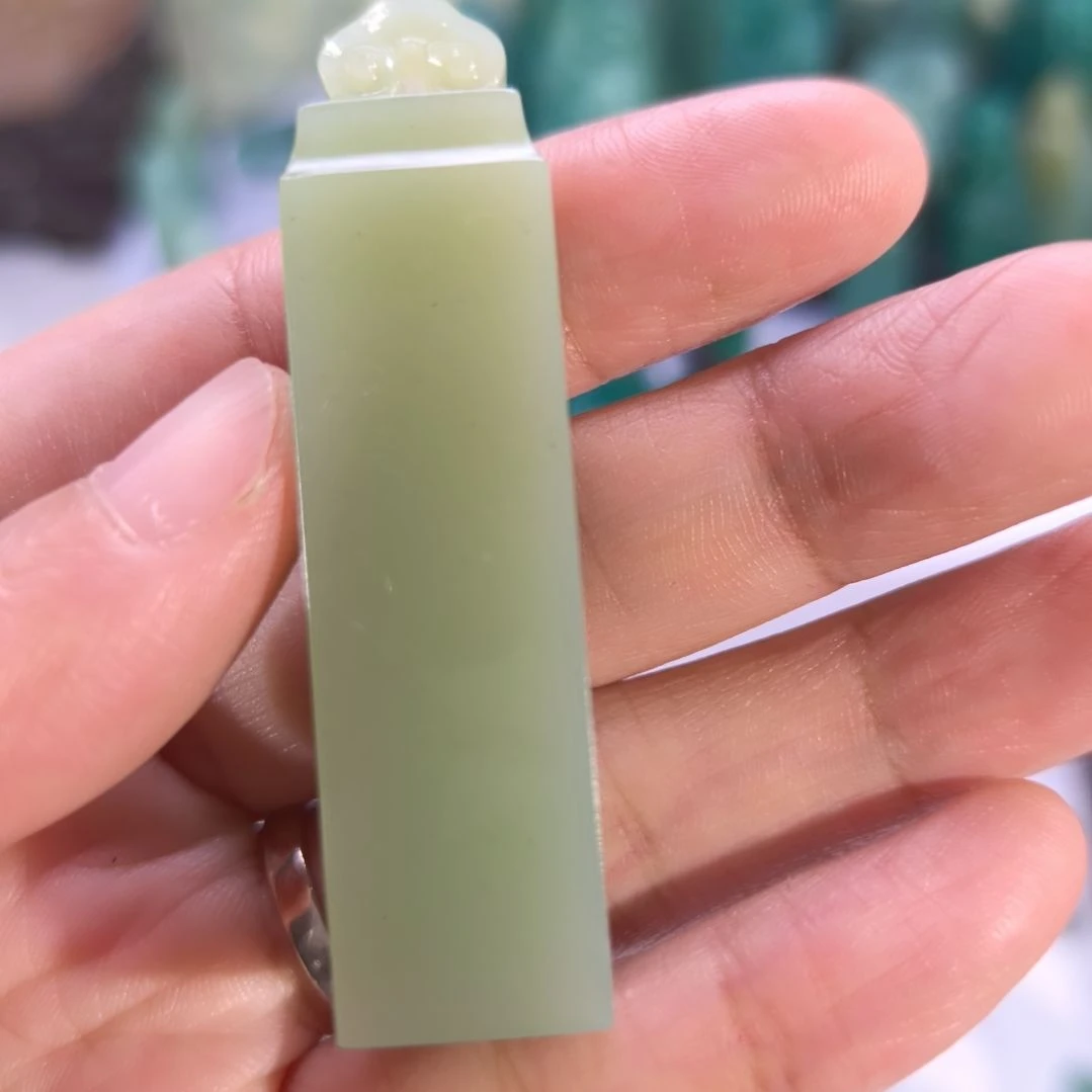 印石寿山石梅子青如意钮