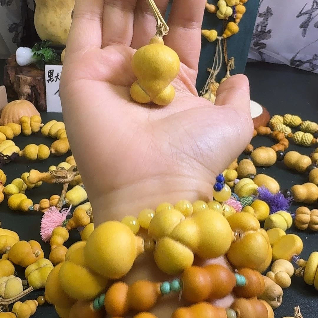 鱼***儿大叶紫檀（黑酸枝木类）