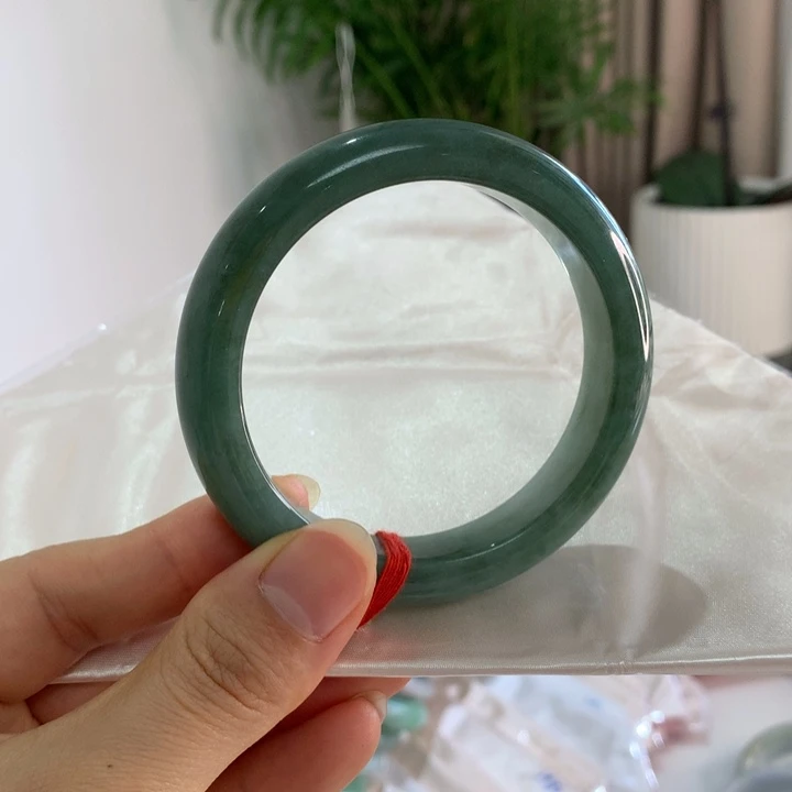 翡翠未镶嵌手镯宽版油青58