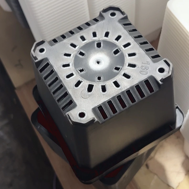 15公分黑色方盆12个