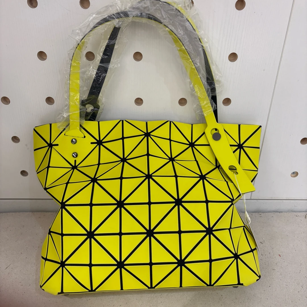 95新 Issey Miyake/三宅一生 /KIKI/单肩包/17487281