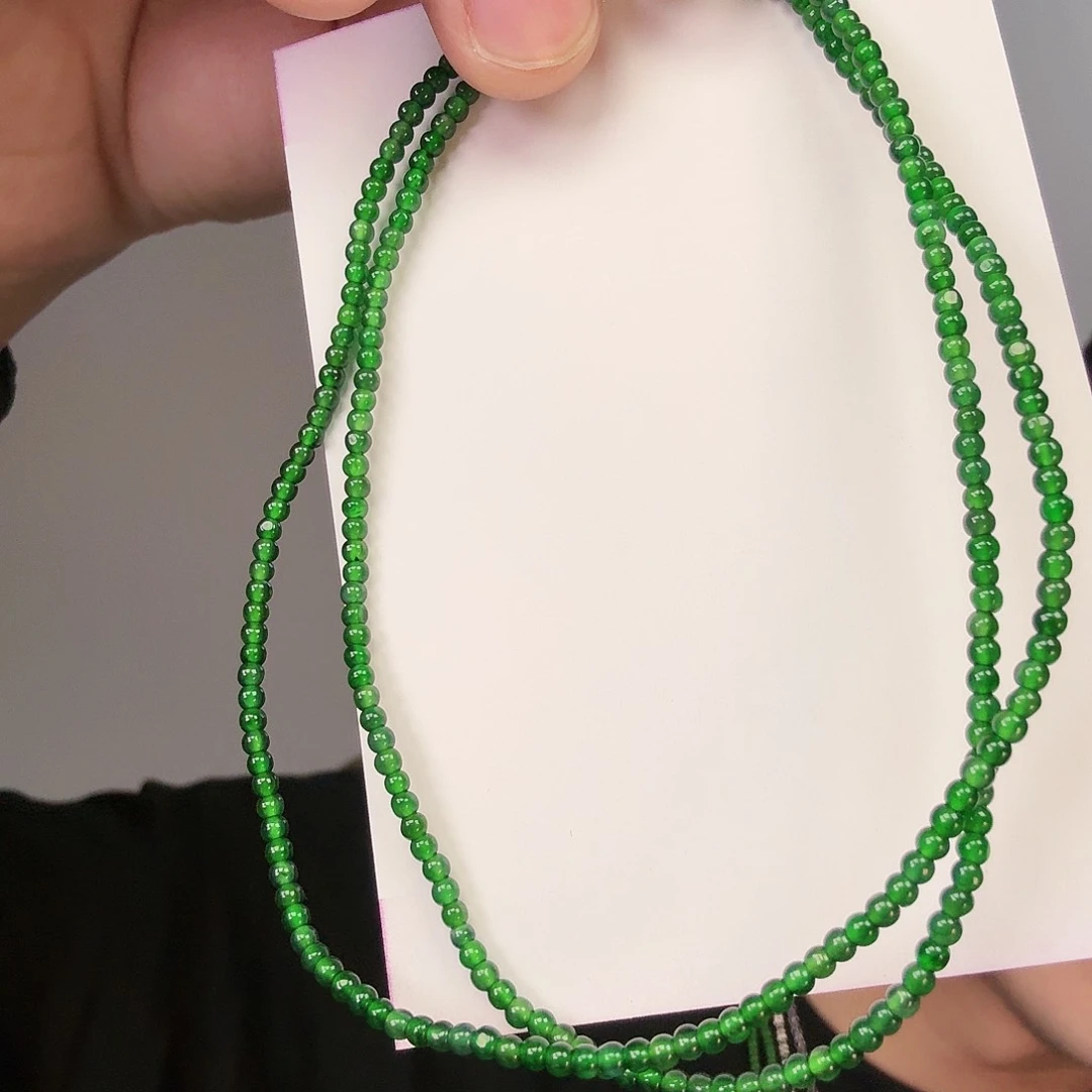 翡翠颈饰未镶嵌一件