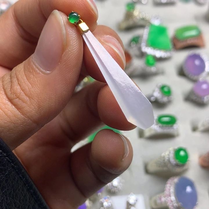 翡翠未镶嵌戒指金扣头