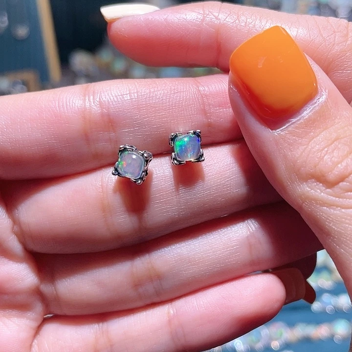 银S925镶嵌欧泊耳钉）繩*