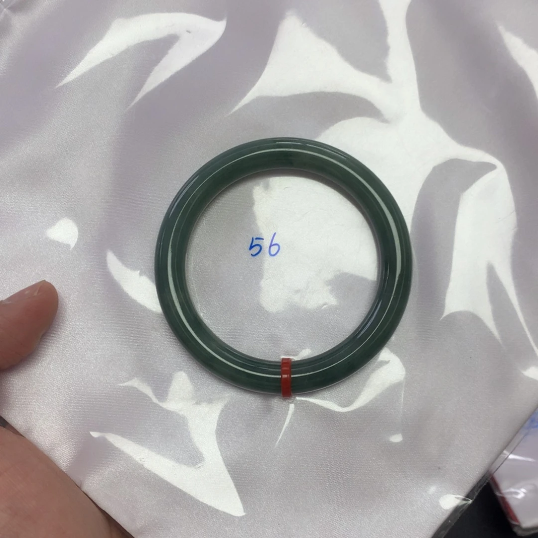 敏***翡翠未镶嵌手镯天然缅甸翡翠手镯