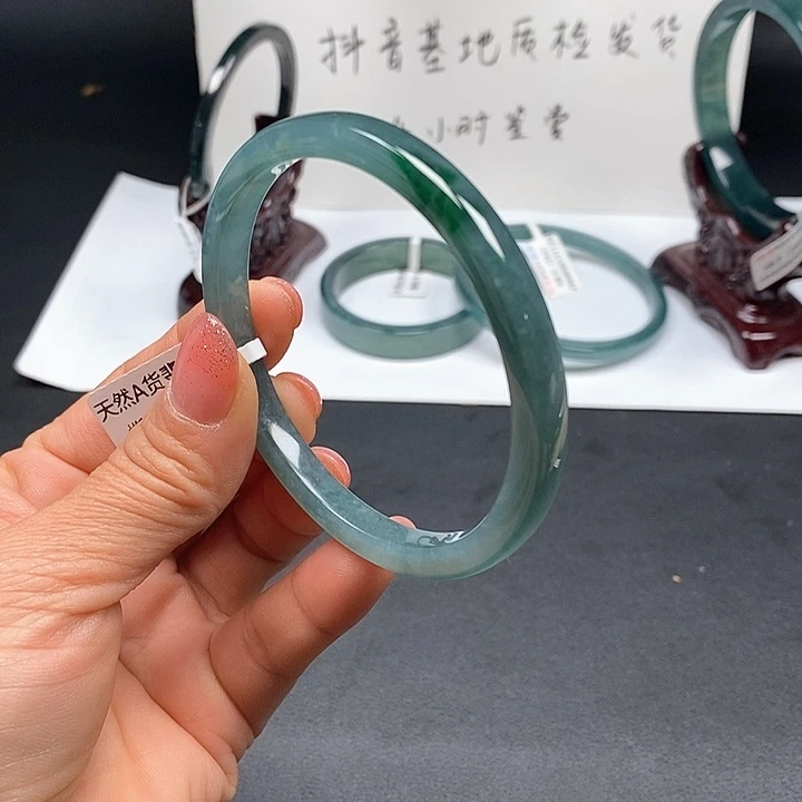 翡翠手镯未镶嵌59.5尺寸